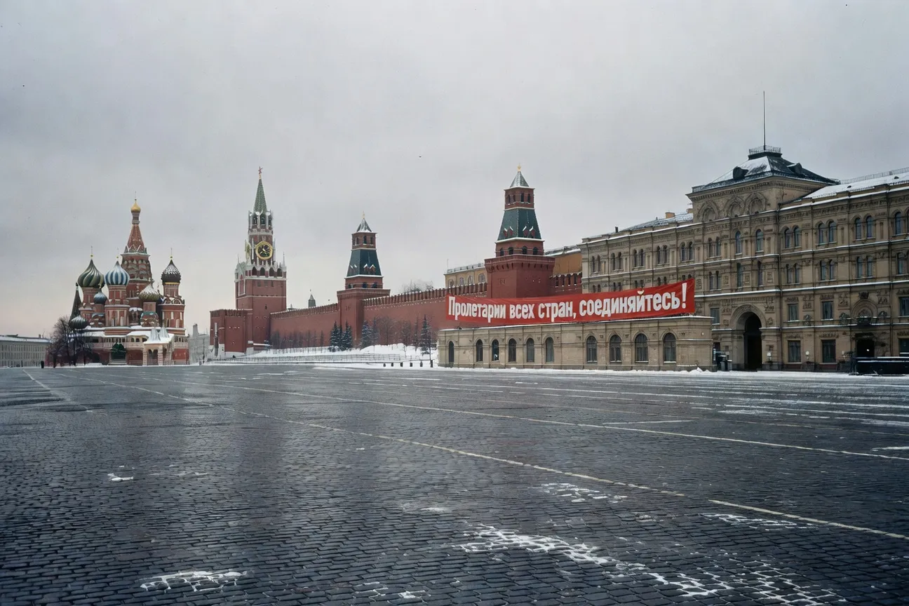 Architecture monumentale soviétique à Moscou, perspective historique des grands projets staliniens